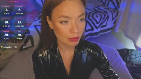 KellyFouler online show from 05/09/26, 05:23
