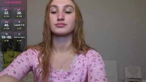 Snapshot of kellykeat chatting on 09/30/25, 06:57 Princess Kelly online show from 09/30/25, 06:57
