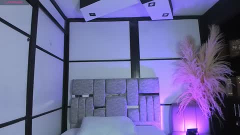 kellyMillian  online show from 03/16/26, 12:53