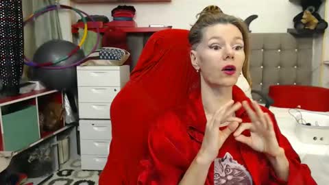 kelly online show from 02/12/25, 10:48