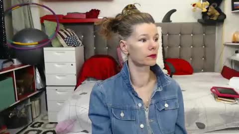 kelly online show from 02/16/25, 10:54