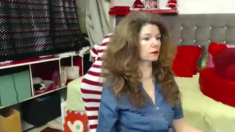 kelly online show from 12/23/25, 10:57