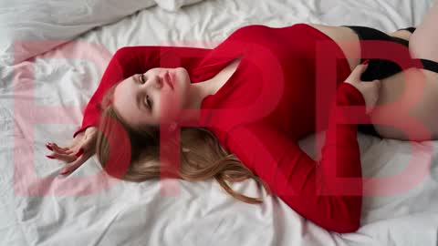 kelly online show from 11/06/25, 11:11