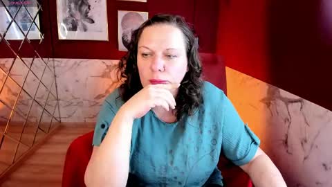 Kelly online show from 05/10/26, 08:25