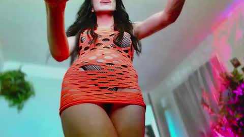 Snapshot of kelsdontstop chatting on 10/27/25, 06:56 Kelsi online show from 10/27/25, 06:56