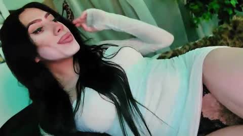 Snapshot of kelsdontstop chatting on 03/07/26, 02:30 Kelsi online show from 03/07/26, 02:30