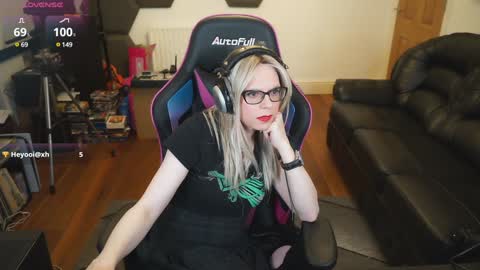 Snapshot of kelseycobalt chatting on 12/07/24, 11:23 kelseycobalt online show from 12/07/24, 11:23