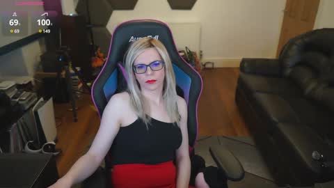 Snapshot of kelseycobalt chatting on 03/09/25, 09:36 kelseycobalt online show from 03/09/25, 09:36