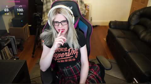 Snapshot of kelseycobalt chatting on 01/15/26, 10:24 kelseycobalt online show from 01/15/26, 10:24