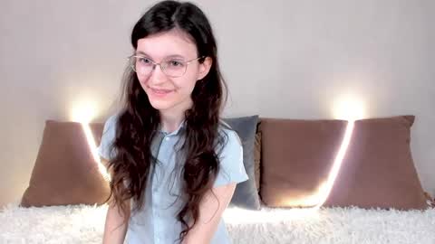 Kelsirabenold online show from 04/26/26, 04:43