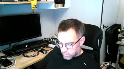 Snapshot of kelvin06133 chatting on 12/26/24, 11:57 kelvin06133 online show from 12/26/24, 11:57