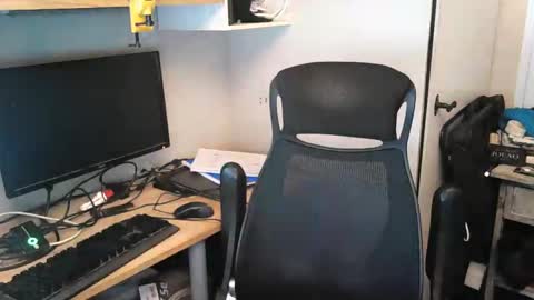 Snapshot of kelvin06133 chatting on 02/05/25, 09:40 kelvin06133 online show from 02/05/25, 09:40