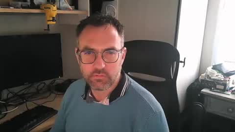 Snapshot of kelvin06133 chatting on 02/11/25, 01:41 kelvin06133 online show from 02/11/25, 01:41