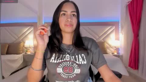 Snapshot of kem_indians chatting on 10/15/25, 10:43 Kem Indians online show from 10/15/25, 10:43