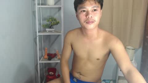 Snapshot of ken8804 chatting on 04/08/26, 01:00 ken8804 online show from 04/08/26, 01:00