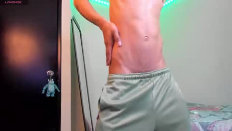 Snapshot of kenan_2601 chatting on 10/21/25, 06:41 kenan 2601 online show from 10/21/25, 06:41