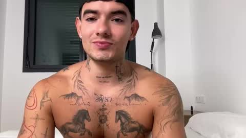 Snapshot of kenboyea_ chatting on 09/24/25, 07:39 luis carlos esteban online show from 09/24/25, 07:39