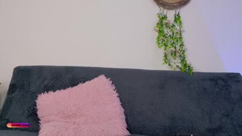 Snapshot of kendal_mosk chatting on 05/16/26, 07:34 Valery online show from 05/16/26, 07:34