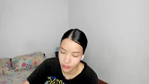 Kendal online show from 09/24/25, 03:37