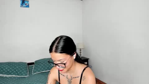 Kendal online show from 11/24/25, 03:34