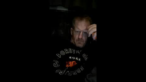 Snapshot of kendall21978 chatting on 05/31/26, 03:15 kendall21978 online show from 05/31/26, 03:15