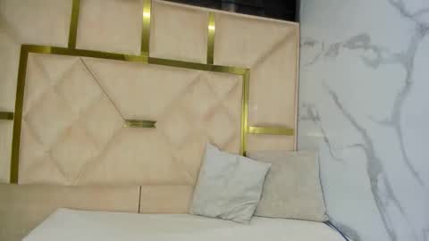 kendall69__ online show from 11/26/25, 12:17