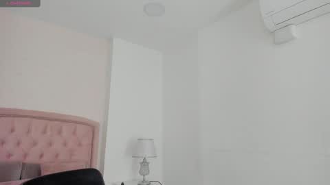 Kendall online show from 09/21/25, 05:09