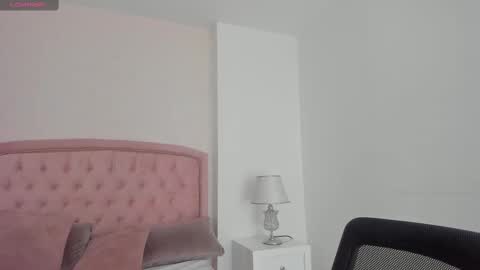 Kendall online show from 09/26/25, 05:33