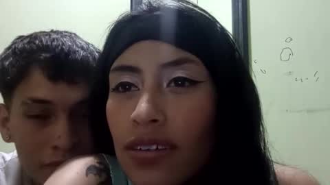 Snapshot of kendall_foxy28630 chatting on 03/29/26, 04:45 Kendall Roxy online show from 03/29/26, 04:45