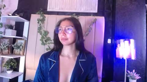 Snapshot of kendall_saenz chatting on 10/13/25, 07:47 kendall_saenz online show from 10/13/25, 07:47