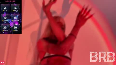 kendallgil_ online show from 10/03/25, 02:41