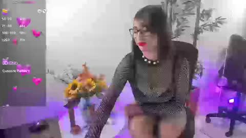 Kendall online show from 09/22/25, 09:06