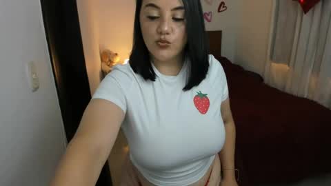 Fernanda online show from 06/15/26, 04:09