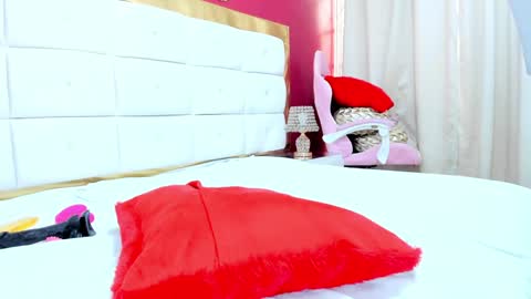 Snapshot of kendalstallyon chatting on 12/27/24, 05:26 Kendal online show from 12/27/24, 05:26