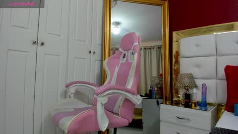 Snapshot of kendalstallyon chatting on 01/19/25, 03:21 Kendal online show from 01/19/25, 03:21