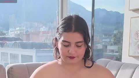 Snapshot of kendra_crow chatting on 11/11/25, 12:16 Kendra crow online show from 11/11/25, 12:16