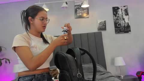 Kendra London online show from 04/25/26, 02:14