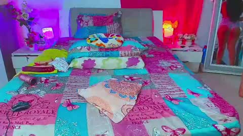 kendra_love31 online show from 06/07/26, 04:16