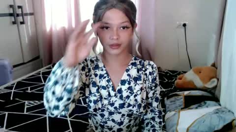 kendra_lunaxx online show from 06/29/26, 08:09