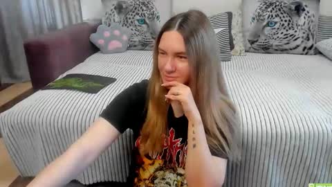Kendra online show from 05/05/26, 12:51