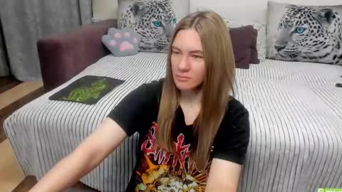 Kendra online show from 05/05/26, 10:51