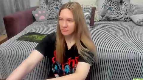 Kendra online show from 05/10/26, 11:43
