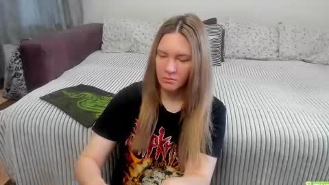 Kendra online show from 06/11/26, 12:08