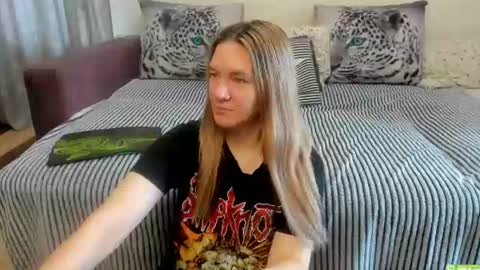 Kendra online show from 06/14/26, 12:52