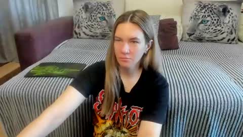 Kendra online show from 06/17/26, 12:35