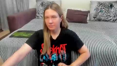 Kendra online show from 06/21/26, 11:40