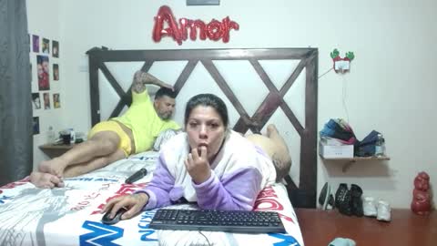 Snapshot of kendraandtommy chatting on 11/21/25, 04:11 Kendra And Miller online show from 11/21/25, 04:11