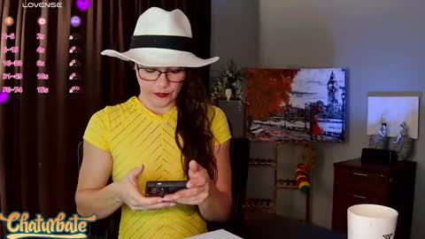 Kendra online show from 11/18/25, 03:01