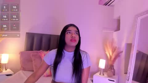 kendrachavez_ online show from 11/27/25, 10:45