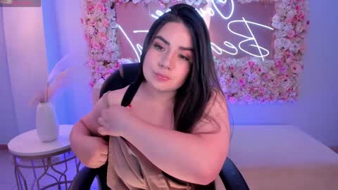  K E N D R A  online show from 04/03/26, 02:31